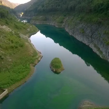 Serena - La Grotta Gargnano